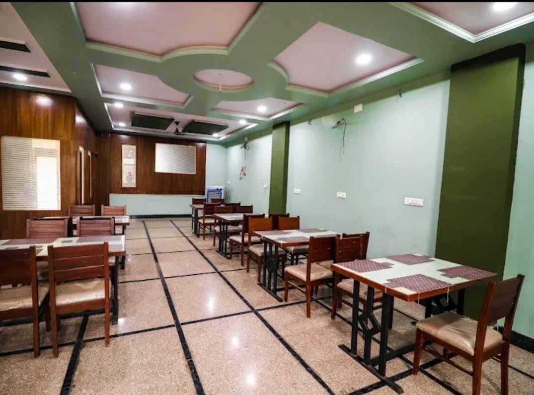 Hotel Laakhan By Ghumo Ουνταϊπούρ Εξωτερικό φωτογραφία