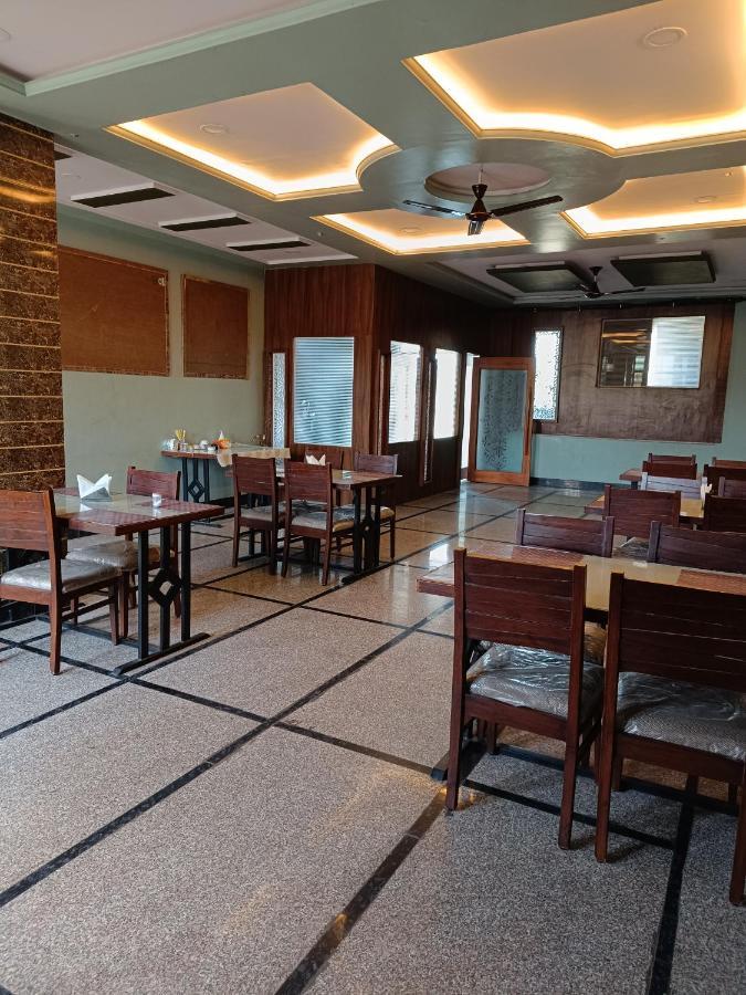 Hotel Laakhan By Ghumo Ουνταϊπούρ Εξωτερικό φωτογραφία